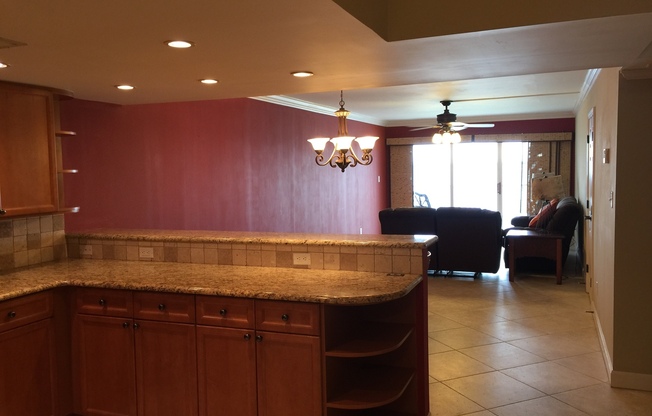 2 beds, 2 baths, $2,195, Unit Parking spot 6