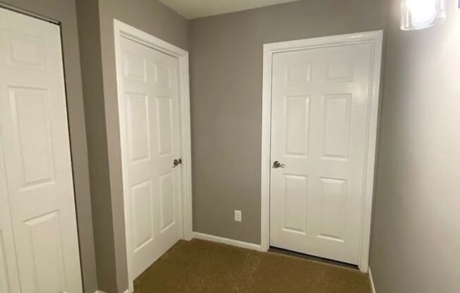 2 beds, 1.5 baths, 1,200 sqft, $1,900, Unit 8130-07