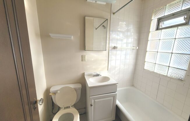Studio, 1 bath, $745, Unit 311