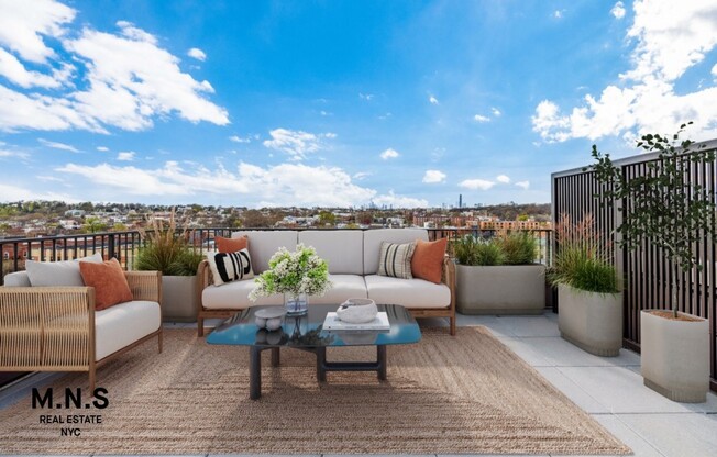 2 beds, 2 baths, $8,300, Unit 1132