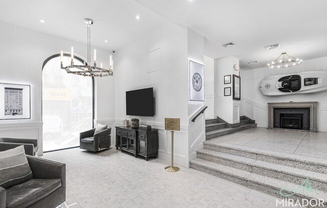 132 E 45 ST