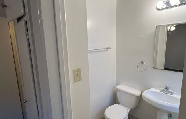 1 bed, 1 bath, 550 sqft, $1,600