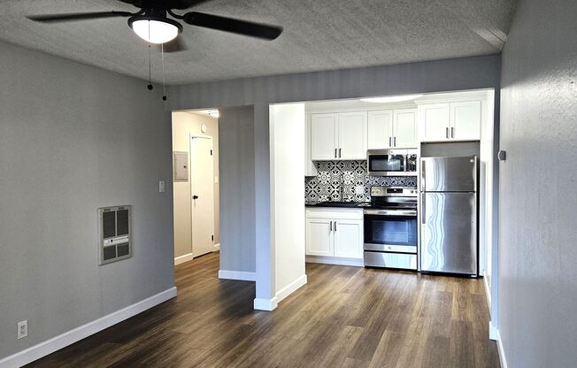 1 bed, 1 bath, 650 sqft, $1,934, Unit APT. 11