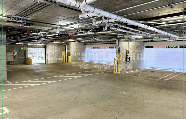 1 bed, 1 bath, 607 sqft, $2,350, Unit 602