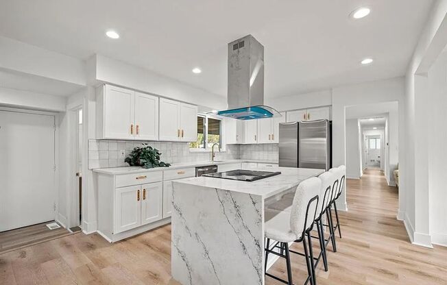 Fully Furnished, Remodeled House for Rent