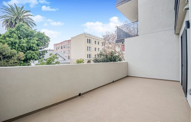 1 bed, 1 bath, 611 sqft, $2,905, Unit 214
