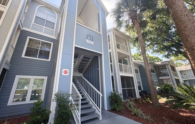 Lake Mary Condo ~ Fresh Paint, Tile Flooring, Updated Kitchen/Bath!