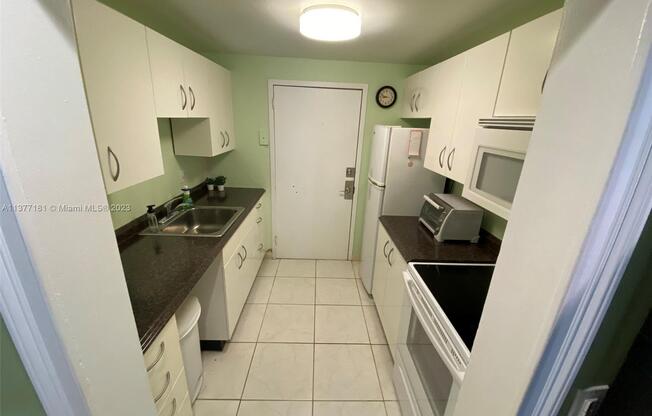 2020 Northeast 135th Street