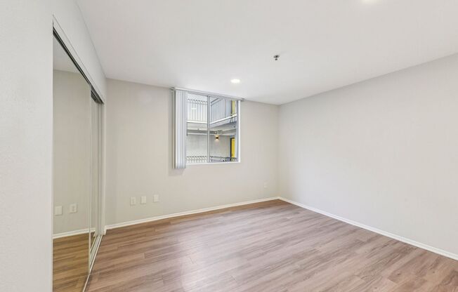 1 bed, 1 bath, 700 sqft, $1,848, Unit 402