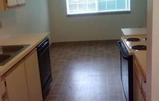 2 beds, 1 bath, 800 sqft, $1,405, Unit 1897-76