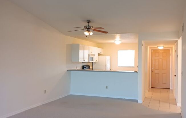 2 beds, 2 baths, 1,153 sqft, $1,400, Unit 175 Kings Hwy BLDG 3 Unit 334