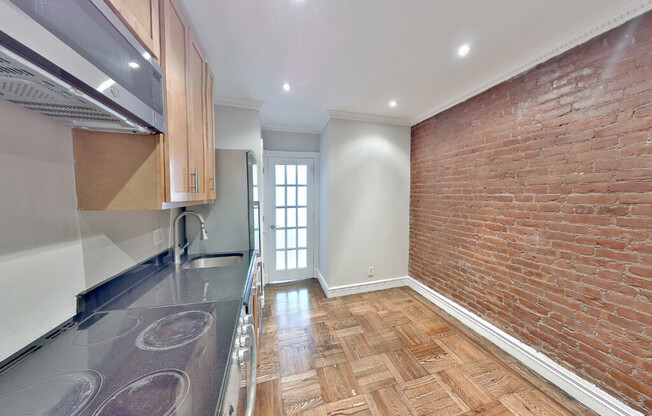 219 E 23rd Street