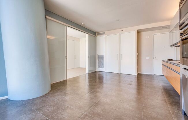 Veer Towers 1407E- Strip/City Views from this Stunning 1 bd/1ba Residence