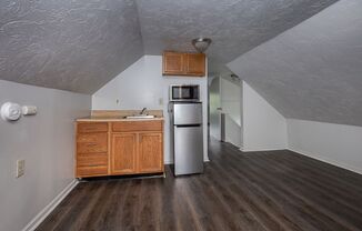 1 bed, 1 bath, $695