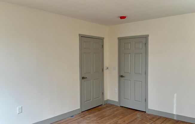 Studio, 1 bath, $1,050, Unit 721 Macon Ave #7