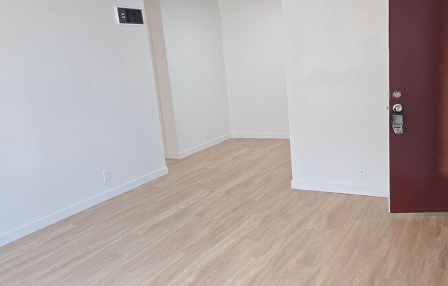 1 bed, 1 bath, 500 sqft, $1,795, Unit 55-50