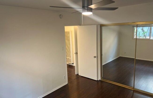 2 beds, 1 bath, 950 sqft, $2,195, Unit B4