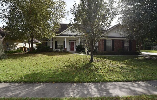 4 bed plus bonus room! fenced yard