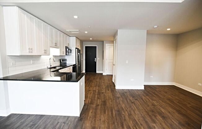 1 bed, 1 bath, 871 sqft, $3,150, Unit 3833-720