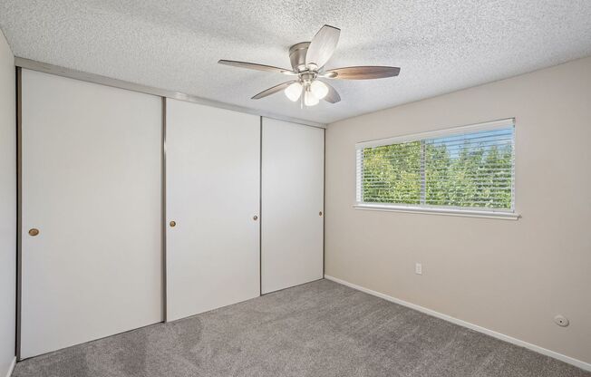 2 beds, 1 bath, 850 sqft, $1,600, Unit 4554