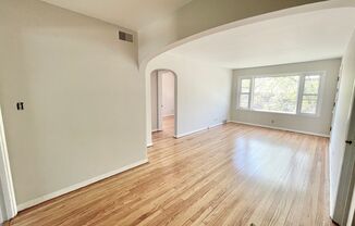 8308 North