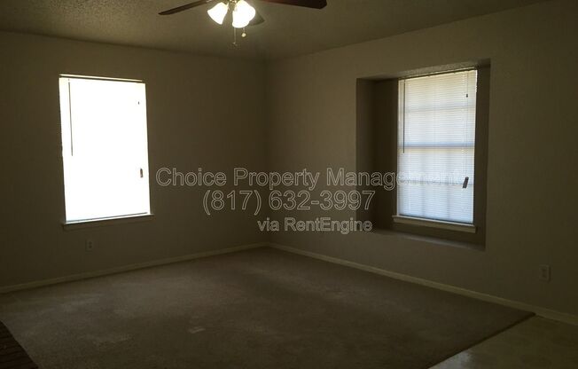 7704 JENNIFER LN