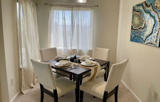 2 beds, 1 bath, 1,000 sqft, $2,375, Unit 1932KD-0T2