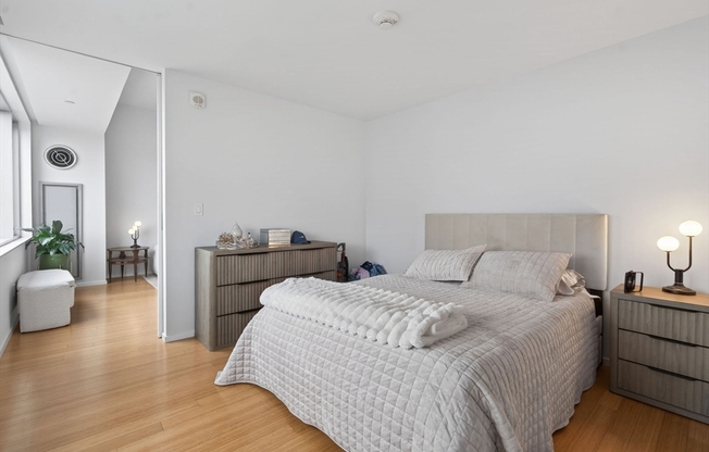 1 bed, 1 bath, 663 sqft, $3,300, Unit 1005