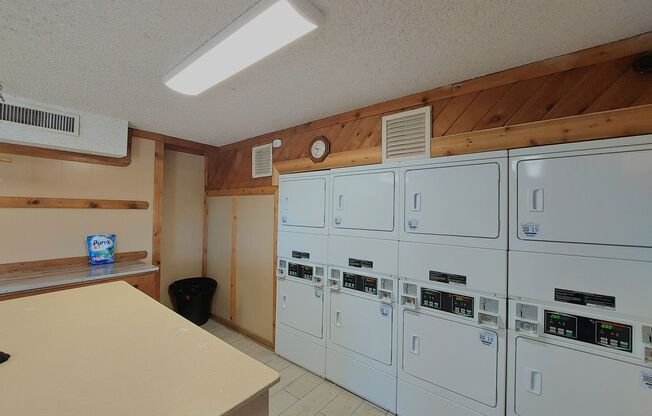 2 beds, 1 bath, $1,395, Unit UNIT N7