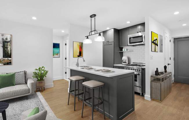 1 bed, 1 bath, $5,950, Unit 3D