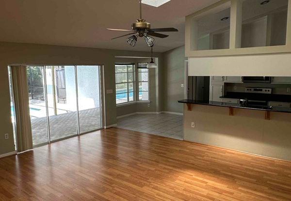 4442 WINDERWOOD CRES