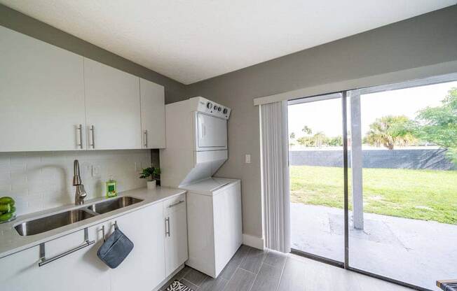 Piper Village West Apartments in West Palm  Beach