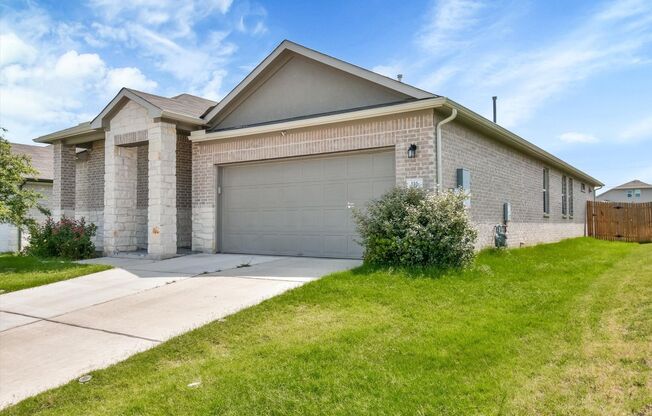 Spacious 4-Bedroom Home with Office in Prime Georgetown Location!