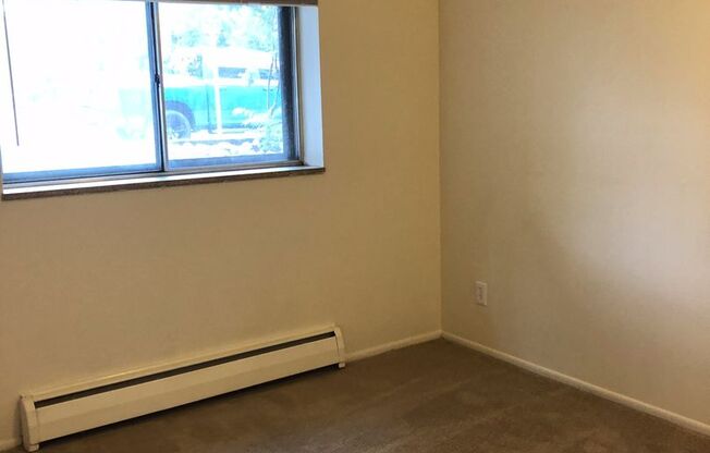 2 beds, 1 bath, 875 sqft, $1,895, Unit 106
