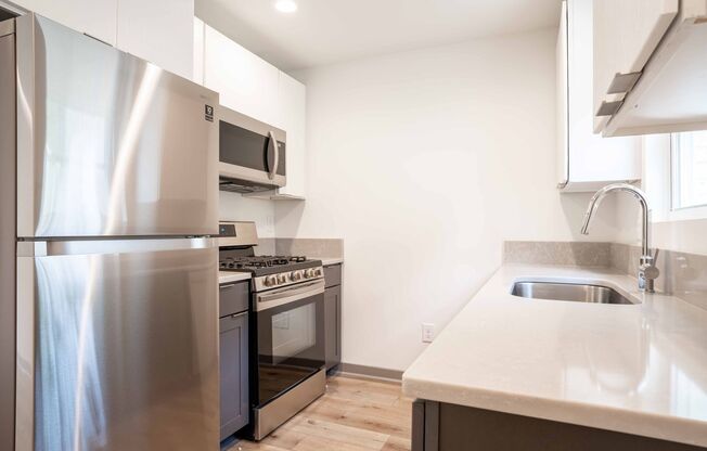 1 bed, 1 bath, 700 sqft, $1,795, Unit 3