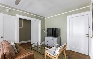 Fully furnished studio apartment!!