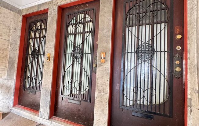 1020-1024 Leavenworth Street