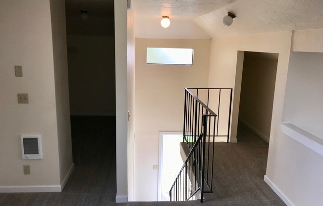 2 beds, 1 bath, 820 sqft, $1,525, Unit 1647A