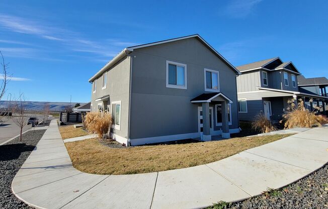 Newer Home Close to freeway access