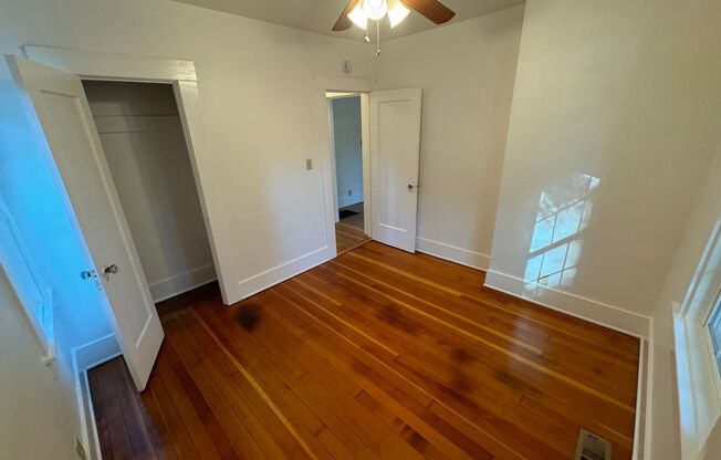 2 beds, 1 bath, $2,695