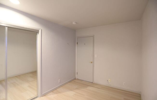 3 beds, 2 baths, $4,750, Unit #B