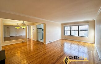 2 beds, 1 bath, $1,400, Unit # 102