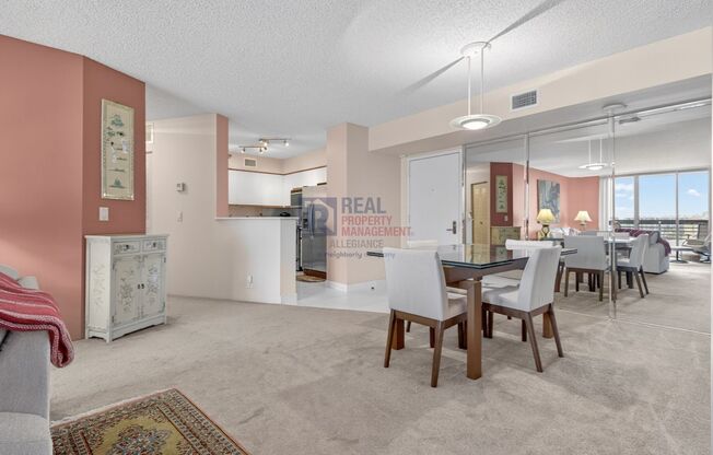 2 beds, 2 baths, $2,700, Unit #1402