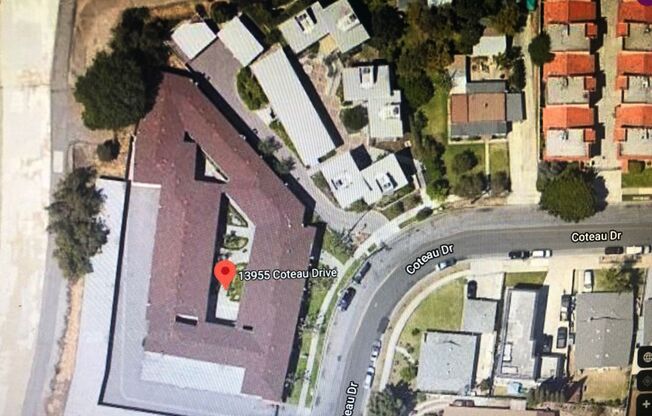 Stunning apartment in Great location! Gated & Covered Parking. Act now as units will go fast!