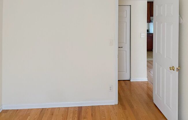 1 bed, 1 bath, 545 sqft, $1,935, Unit 3924-2W