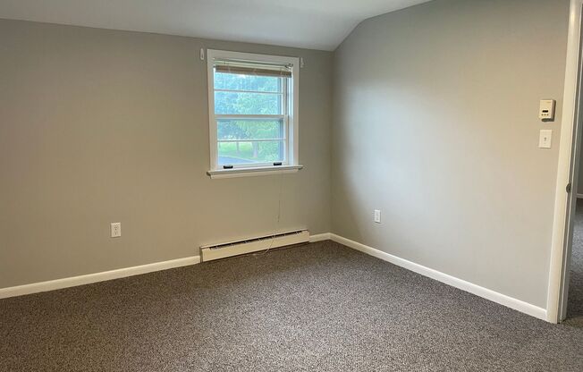 2 beds, 1 bath, $1,150