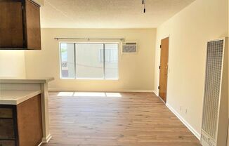 2 beds, 1 bath, 950 sqft, $2,795, Unit #10