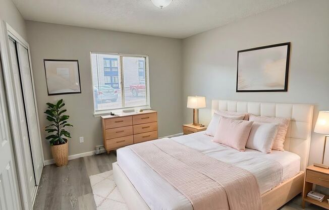1 bed, 1 bath, 447 sqft, $899, Unit Unit E