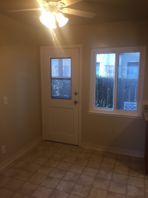 2 beds, 1 bath, $2,795, Unit 2041