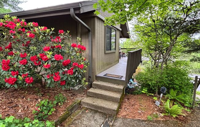 1 Bedroom Sylvan Heights Condo with Water, Sewer & Garbage Paid!